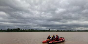 Kesurupan, Warga Muaro Jambi Jatuh ke Sungai dan Hilang