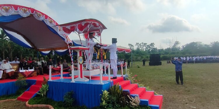 Upacara HUT RI ke 78 di Kecamatan Rantau Rasau Berjalan Lancar