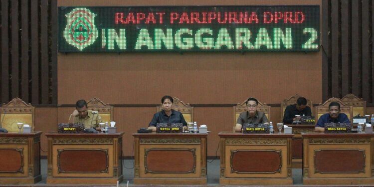 Paripurna DPRD Bupati Setujui Raperda Perubahan APBD Tanjabtim Tahun 2023
