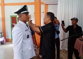 Sekda Safril Lantik Agus Setiawan Kades Rantau Jaya