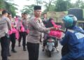Ratusan Takjil Dibagikan Dansat Brimob dan Jajaran Jelang Buka Puasa