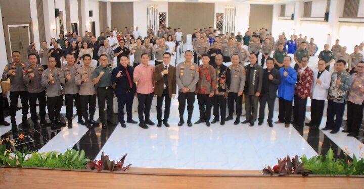 Pererat Sinergitas, Polda Jambi Gelar Ibadah Paskah Tahun 2024 Persekutuan Kristen Polri-TNI