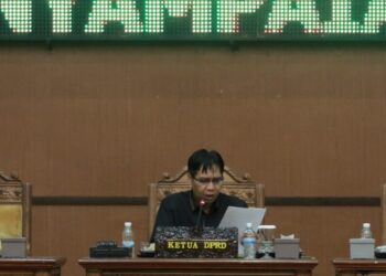 Sekda Sapril Hadiri Paripurna Laporan Pansus DPRD Tanjabtim