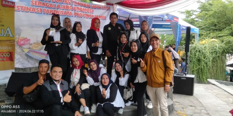 AWaSI Jambi Bersama Sejumlah Komunitas Adakan Lomba Nyanyi di Danau Sipin: Hibur Masyarakat 