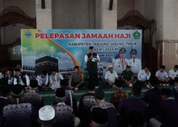 Wabup Robby Lepas 142 Jamaah Calon Haji Tanjung Jabung Timur 1445 Hijiriah/2024 M