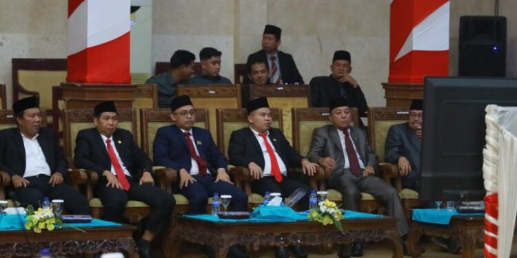 Dewan Perwakilan Rakyat Daerah (DPRD) Kabupaten Tanjung Jabung Timur menggelar rapat paripurna mendengar Pidato Presiden RI