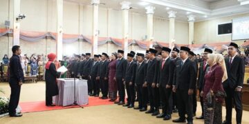 30 anggota Dewan Perwakilan Rakyat Daerah (DPRD) Kabupaten Tanjung Jabung Timur periode 2024-2029 resmi dilantik.