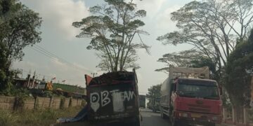 “Pemerintah Lamban, Truk Batubara Lakukan Pelanggaran Terang-terangan!”