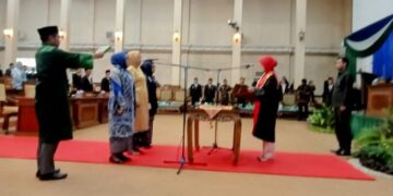Tiga unsur pimpinan DPRD Kabupaten Tanjung Jabung Timur (Tanjabtim)  di lantik. 