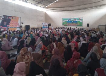 Ribuan Warga Nipah Panjang Hadir di Acara Istiqosah Bersama Paslon 02 Dilla – Tanja.