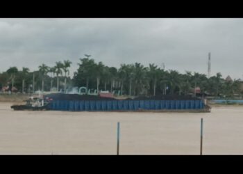 “Batubara Bikin Kaya Pengusaha, Sungai Batanghari Tinggal Nama”