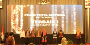 “Terbaik di Jambi! Tirta Mayang Jadi Teladan Keterbukaan Informasi Publik untuk BUMD”