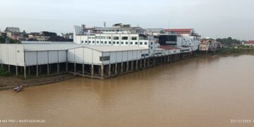 “Sungai Batanghari Tergadaikan: Benarkah Hukum Kalah Oleh Uang?”