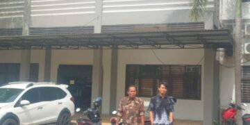 “Mega Proyek Sekolah Adhyaksa: Rp 41 Miliar Tapi Honorer yang Jadi Wakil Resmi?”