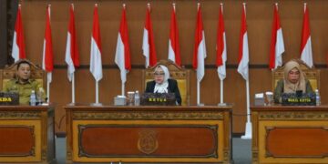 DPRD Kabupaten Tanjung Jabung Timur (Tanjabtim), umumkan pemberhentian Bupati – Wabup hasil pilkada serentak tahun 2020.