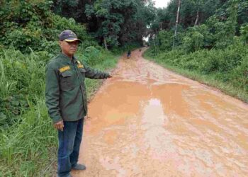 Ketua AWASI Muaro Jambi Ledakkan Kritik: Pemerintah Tutup Mata, Jalan Rusak di Perumahan Audiri Permai Seperti Kubangan!