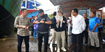Kunjungi Desa Karangsong, Dillah – Muslimin Akan Mulai Langkah Baru Mewujudkan Kesejahteraan Nelayan Tanjabtim 