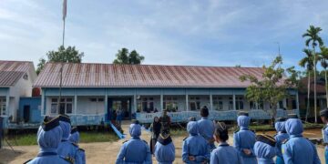Gandeng TNI, SMKN 2 Tanjab Timur Gembleng Taruna Jadi Calon Pemimpin Tangguh