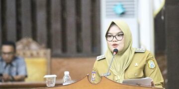 Bupati Tanjung Jabung Timur menyampaikan jawaban atas pandangan umum Fraksi-Fraksi DPRD, terkait tiga Rancangan Peraturan Daerah (Ranperda