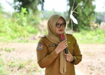 Bupati Dillah Hadiri Wisuda 220 Tahfiz Al-Qur’an