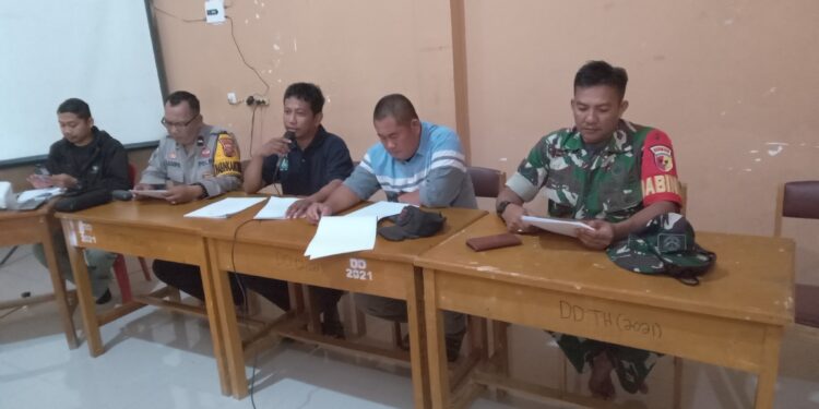 Kades Simpang Jelita Gelar Rapat Pembahasan DRAF Peraturan Desa tentang Pemanfaatan Lahan Di Desa Simpang Jelita.