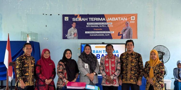 Serah Terima Jabatan Kepala Sekolah SMKN 2 Tanjabtim berjalan Lancar dan khitmad