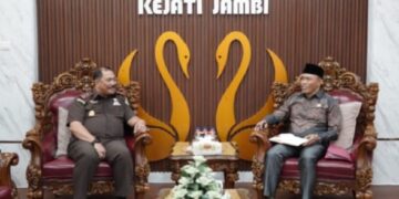 Komisi III DPRD Tanjab Timur Gandeng Kejati Jambi Perkuat Perlindungan Hukum bagi Guru