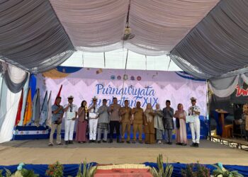 SMKN 2 Tanjung Jabung Timur melaksanakan kegiatan Pelepasan Taruna/Taruni Kelas XII Angkatan ke-19 Tahun Ajaran 2025/2026