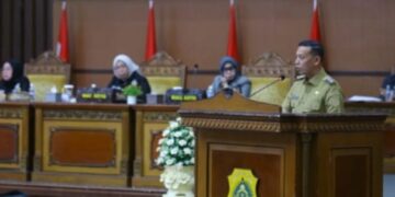 Dewan Perwakilan Rakyat Daerah (DPRD) Kabupaten Tanjung Jabung Timur menggelar rapat paripurna dengan agenda penyampaian pandangan umum fraksi-fraksi terhadap Laporan Keterangan Pertanggungjawaban (LKPJ) Kepala Daerah Tahun Anggaran 2025, Rabu (1/4/2026).