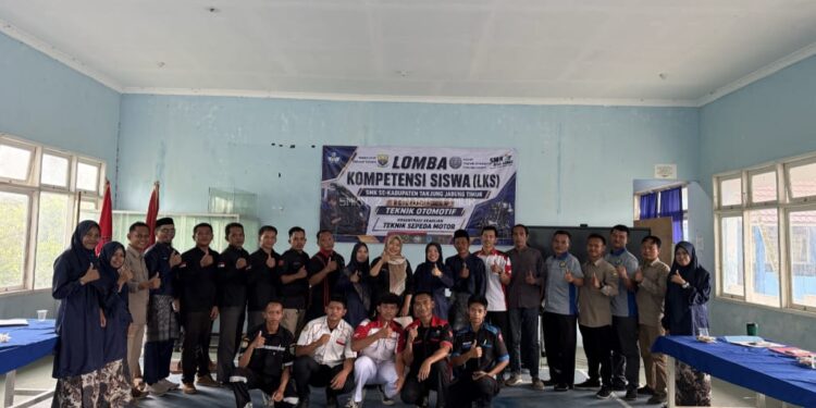 SMKN 2 Tanjung Jabung Timur Jadi Tuan Rumah Pembukaan LKS Teknik Sepeda Motor Tingkat Kabupaten