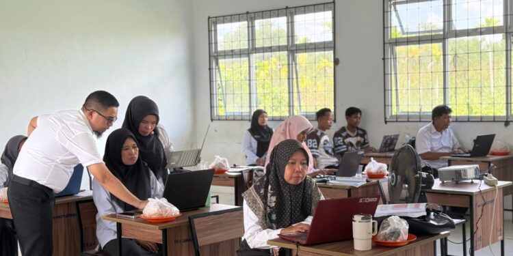 SMKN 2 Tanjabtim Gelar Kegiatan In House Training ( IHT )