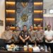 Peringati Hari Jadi Kejaksaan Republik Indonesia Ke 81 Kapolsek Rantau Rasau, Berbak, Sadu Dan Nipah Panjang melakukan silaturahmi ke Kacabjari (Kepala Cabang Kejaksaan Negeri) Kecamatan Nipah Panjang.